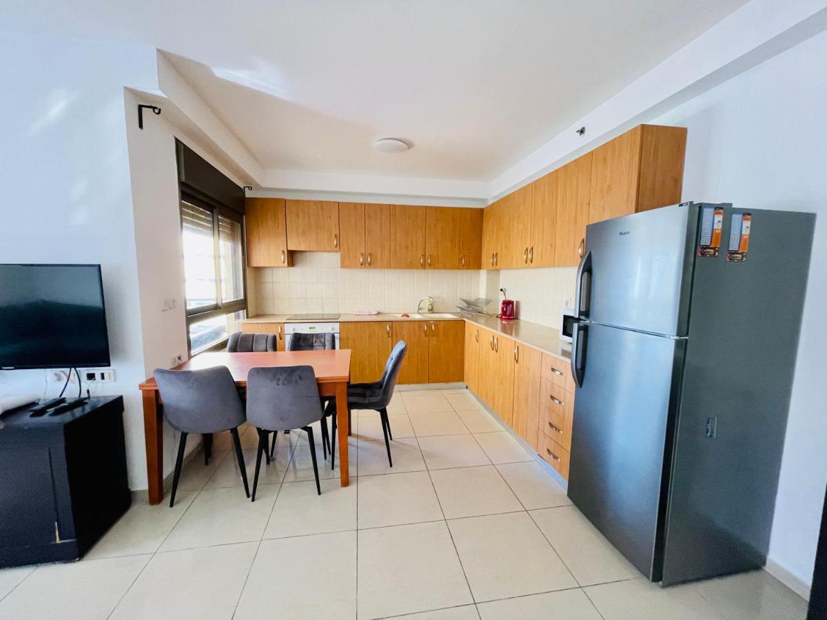 King David Apartment Netanya Exteriör bild